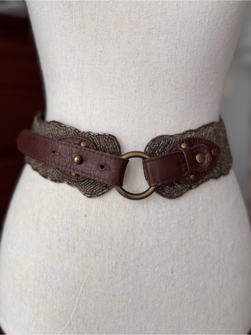 Y2K Jasper & Jeera Anthropologie Brown Leather Beaded Corset Belt S Boho Brass